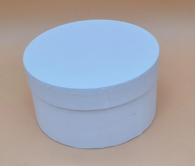 Box mit Deckel 18x10cm "Weiß 728"