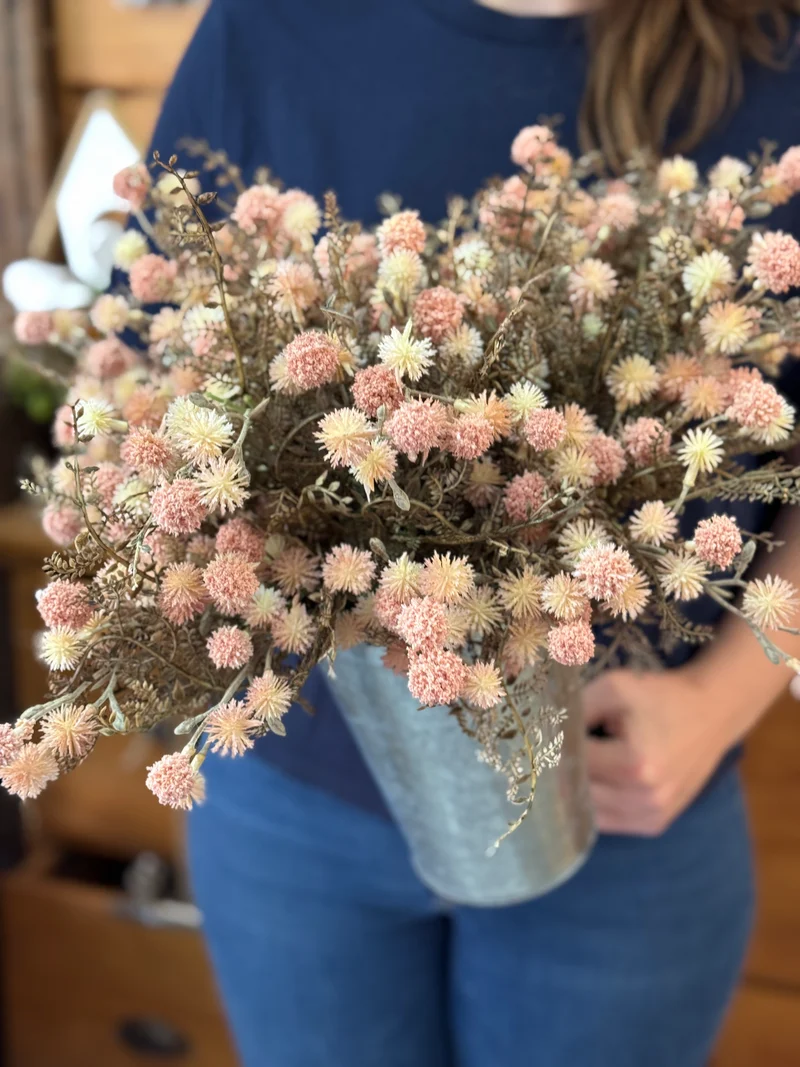 Künstlicher Blütenzweig mit Farnblättern - Altrosa - Creme