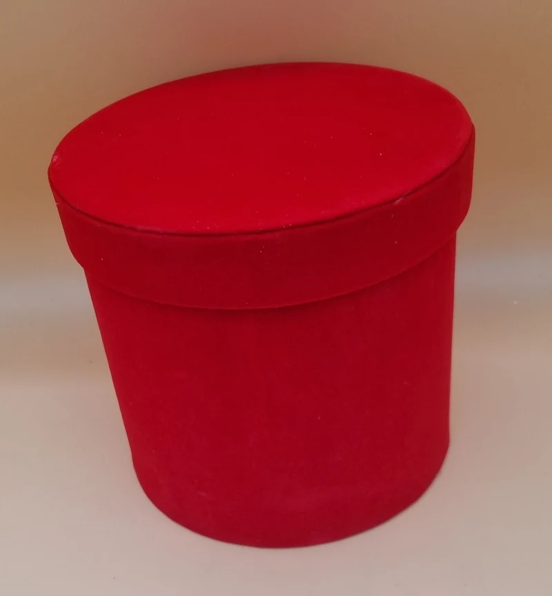 Box mit Deckel 17,8x17cm "Rot 640"