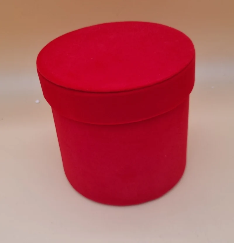 Box mit Deckel 11x12cm "Rot 638"