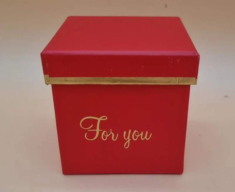 Box mit Deckel 7x7cm "Rot/Gold 676"