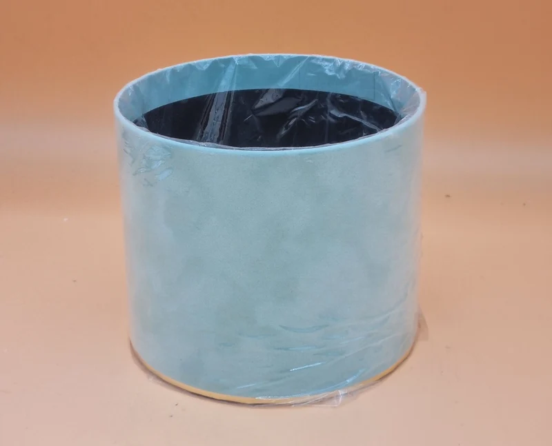 Box Samt 15x13cm "Minze 603"