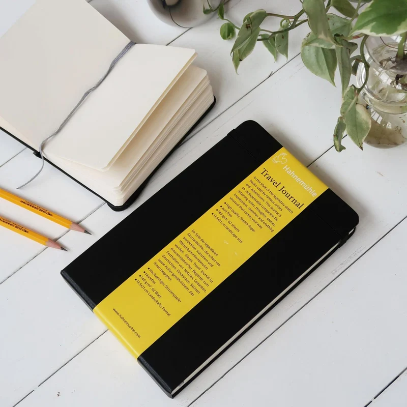 Hahnemuhle - Travel Journal 140gsm 62 Sheets 13x21cm - Portrait