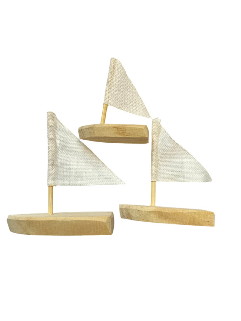 Holzsegelboot