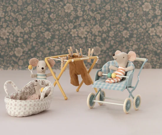 Maileg Miniatur-Wäscheständer mit Wäscheklammern – für Mäuse
