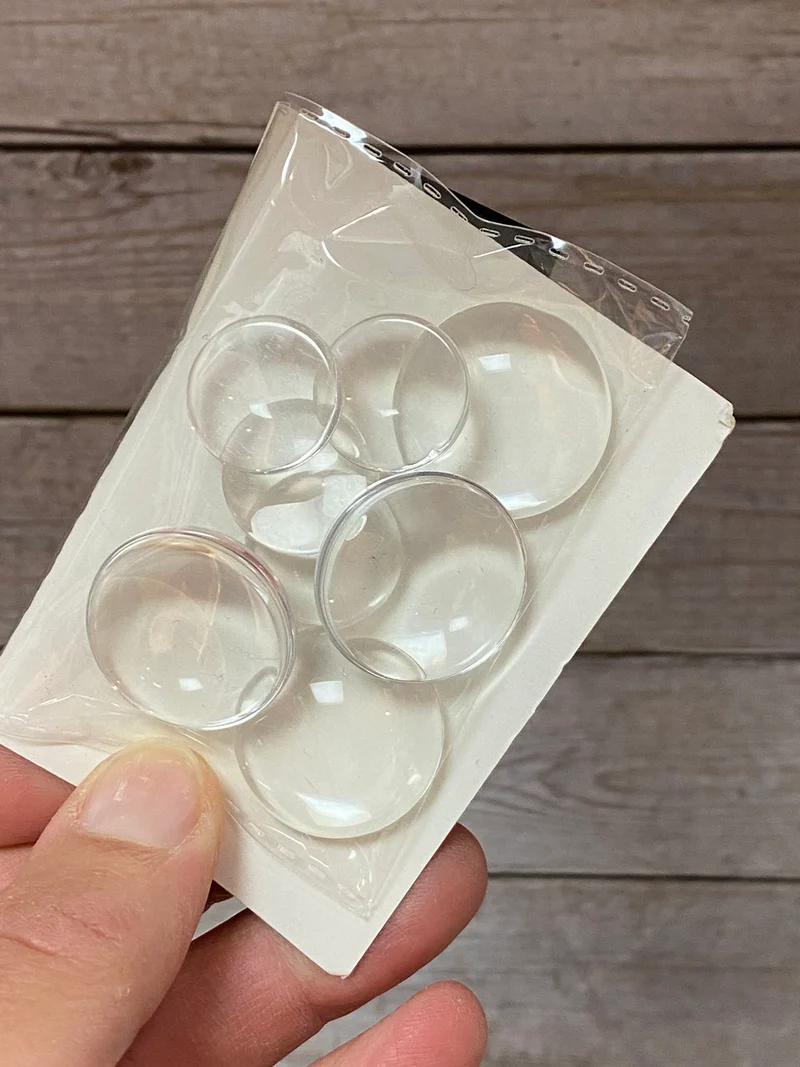 Cabochons