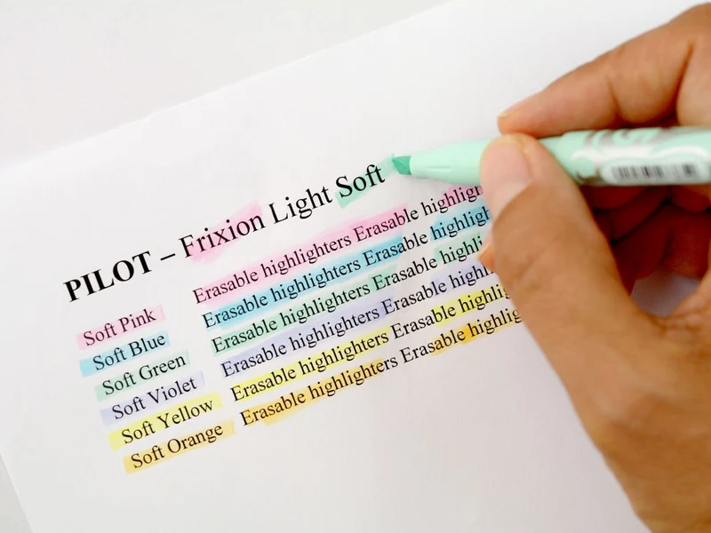 Pilot - FriXion Light Soft - Highlighter pen - Soft Pastel Purple - Medium Tip