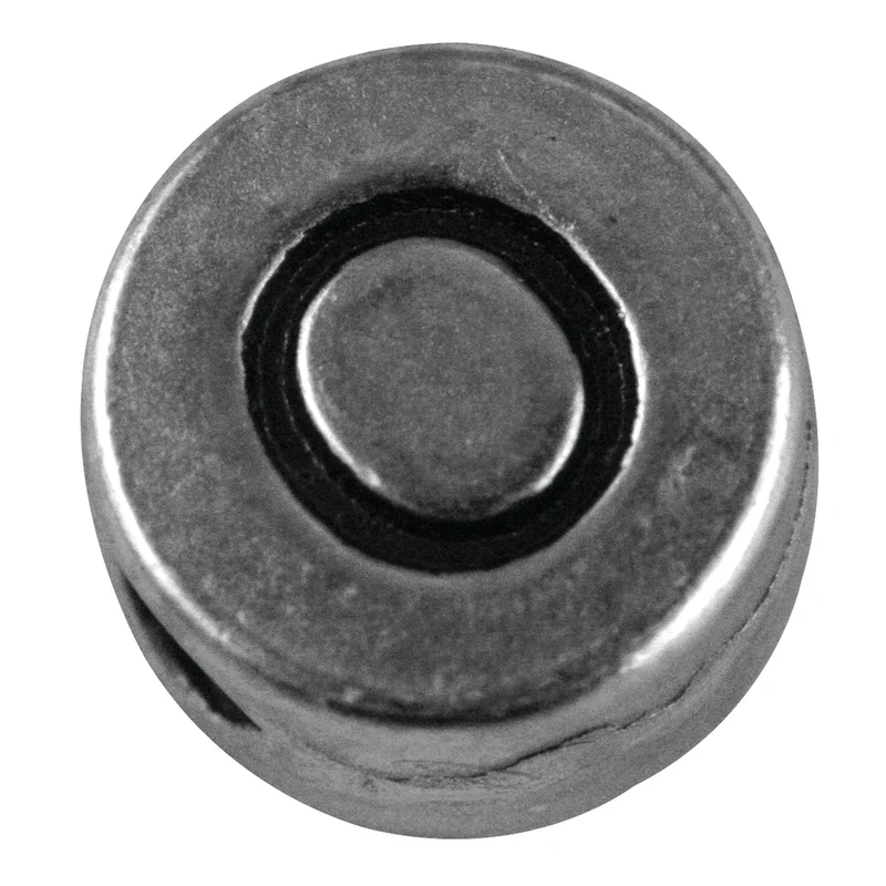 Buchstaben aus Metall silber