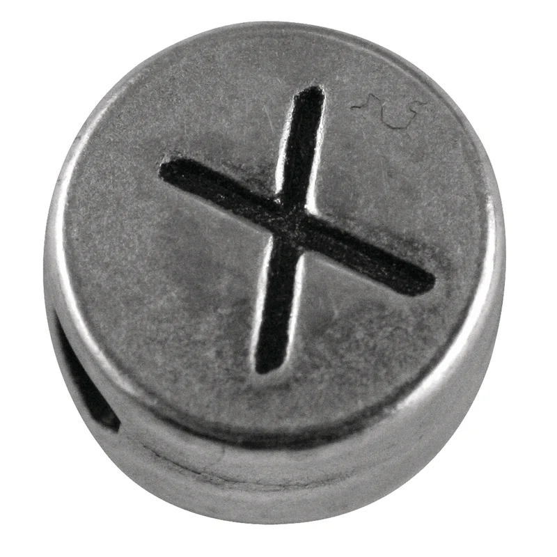 Buchstaben aus Metall silber