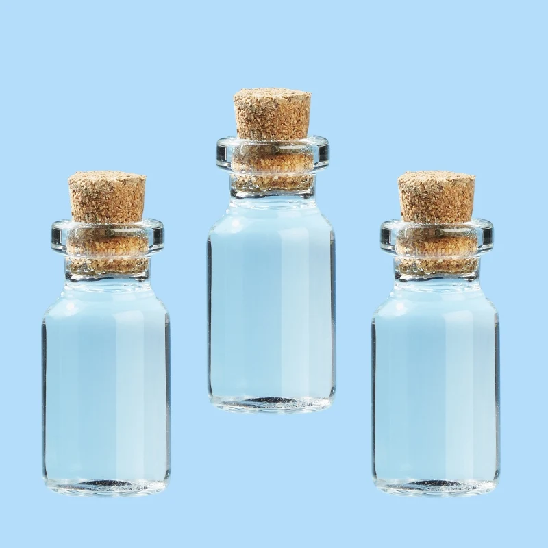 Glasflasche mit Korkverschluss
