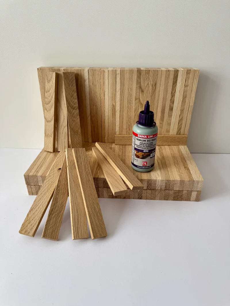 Klötzchen Bastelpaket – 120 Eichenholzklötzchen inkl. Holzleim