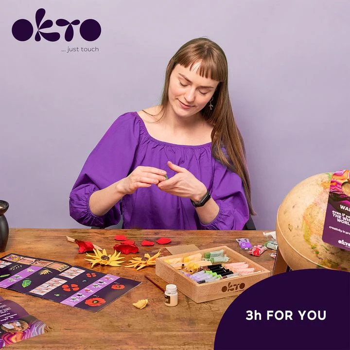 OKTO Modeling Clay Set in Wooden Frame, 21 x 21 cm, SLOBODA