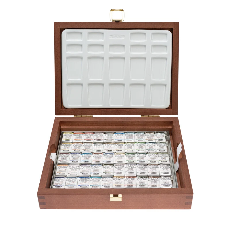 Drevený set akvarelových farieb Schmincke HORADAM Super Granulation – 50 × 1/2 panvičky